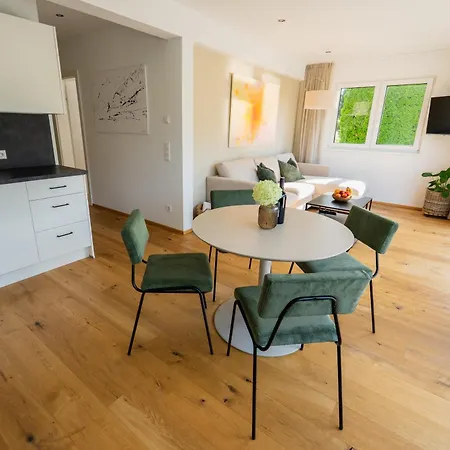 Drei Berge Blick - By Mynests Grobming