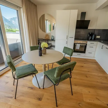 Drei Berge Blick - By Mynests Grobming