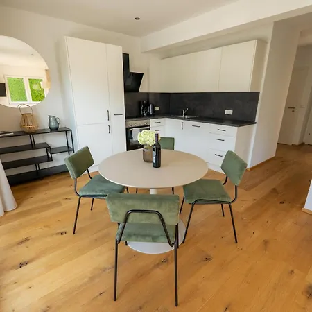 Drei Berge Blick - By Mynests Apartman