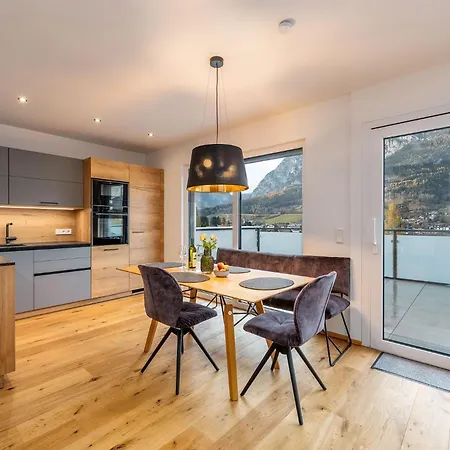 Drei Berge Panorama Suites - By Mynests Apartment Grobming