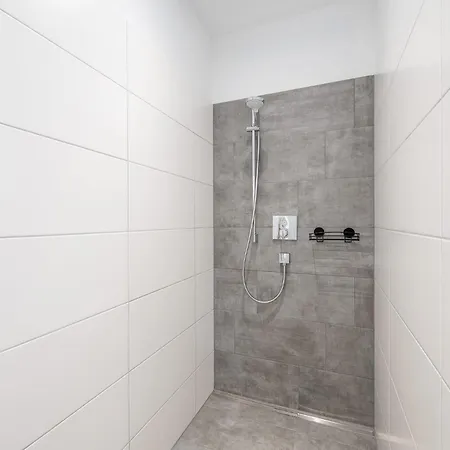 Apartment Drei Berge Panorama Suites - By Mynests *