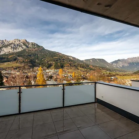 Drei Berge Blick - By Mynests Gröbming