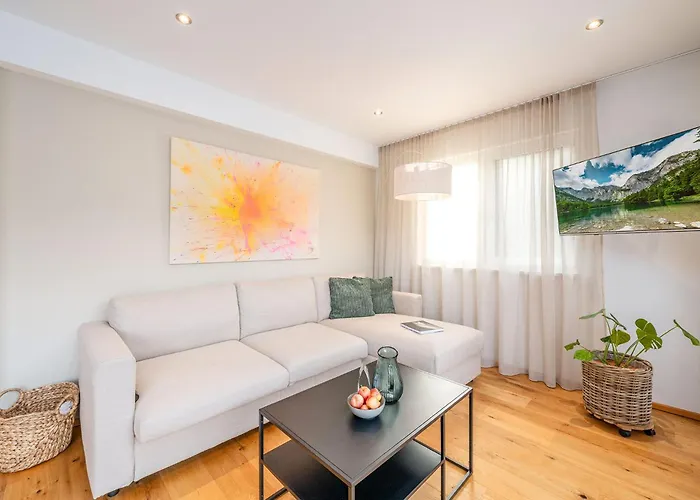 Drei Berge Blick - By Mynests * Grobming