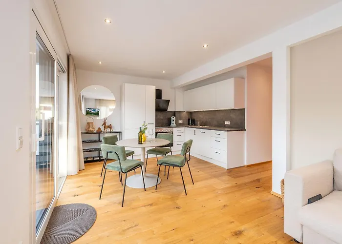 Drei Berge Blick - Moderne Mit Panorama-terrasse In Apartment *